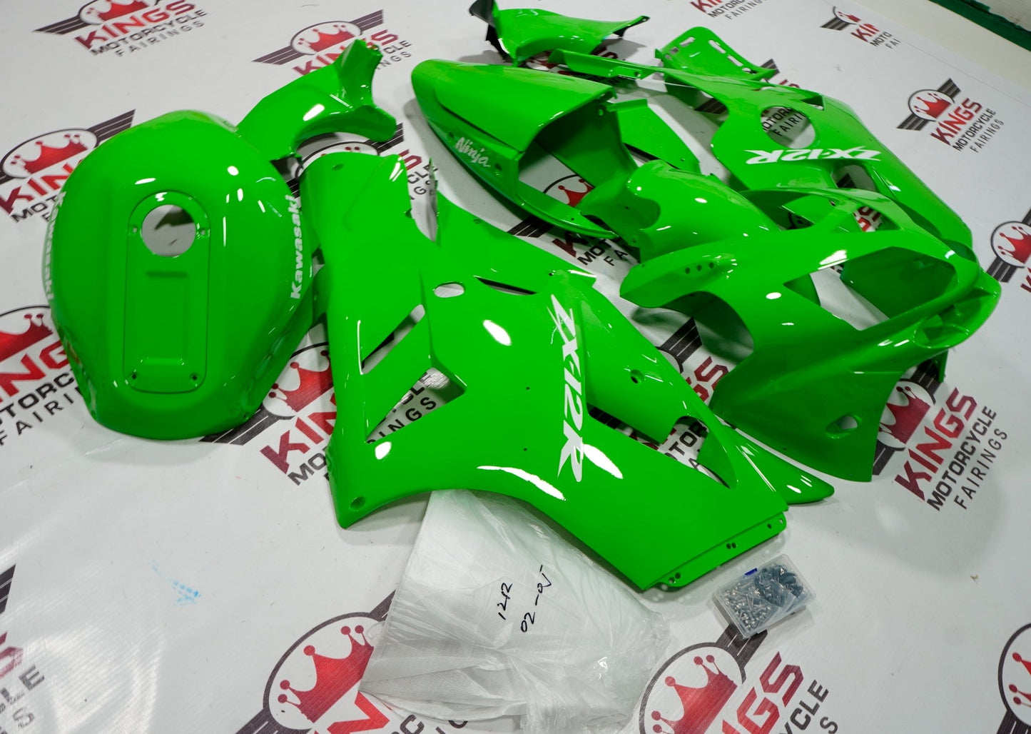 Fairing kit for a KAWASAKI NINJA ZX12R (2002-2006) Lime Green & White - KingsMotorcycleFairings.com