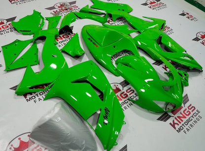 Fairing kit for a Kawasaki Ninja ZX10R (2006-2007) Green at KingsMotorcycleFairings.com.