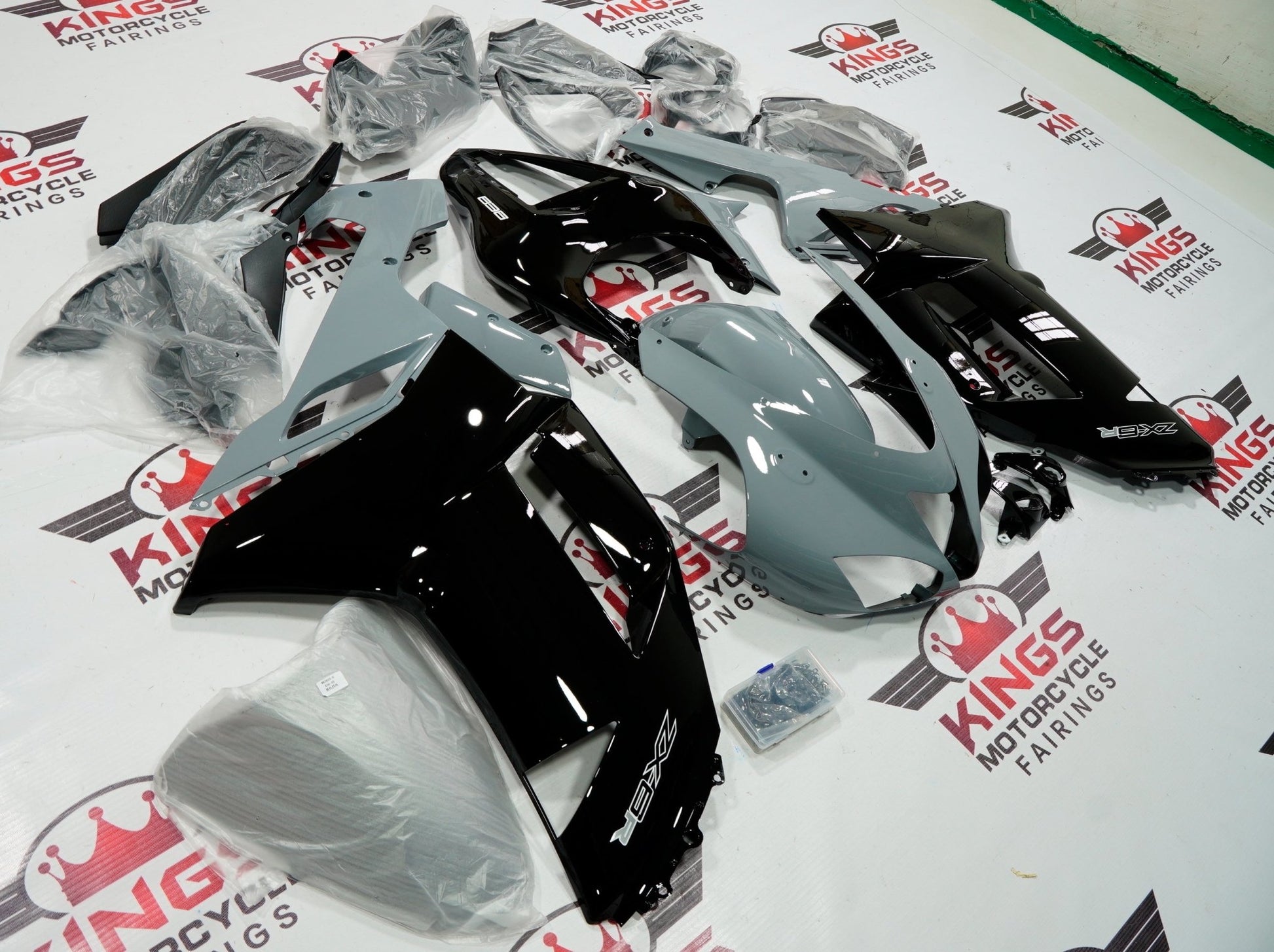 Black and Nardo Gray Fairing Kit for a 2007 & 2008 Kawasaki Ninja ZX-6R 636 motorcycle