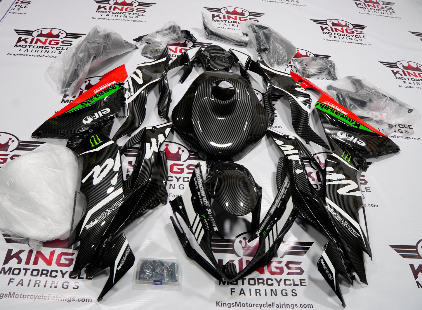 Fairing kit for a Kawasaki Ninja ZX6R 636 (2019-2023) Faux Carbon Fiber, Red & Green at KingsMotorcycleFairings.com