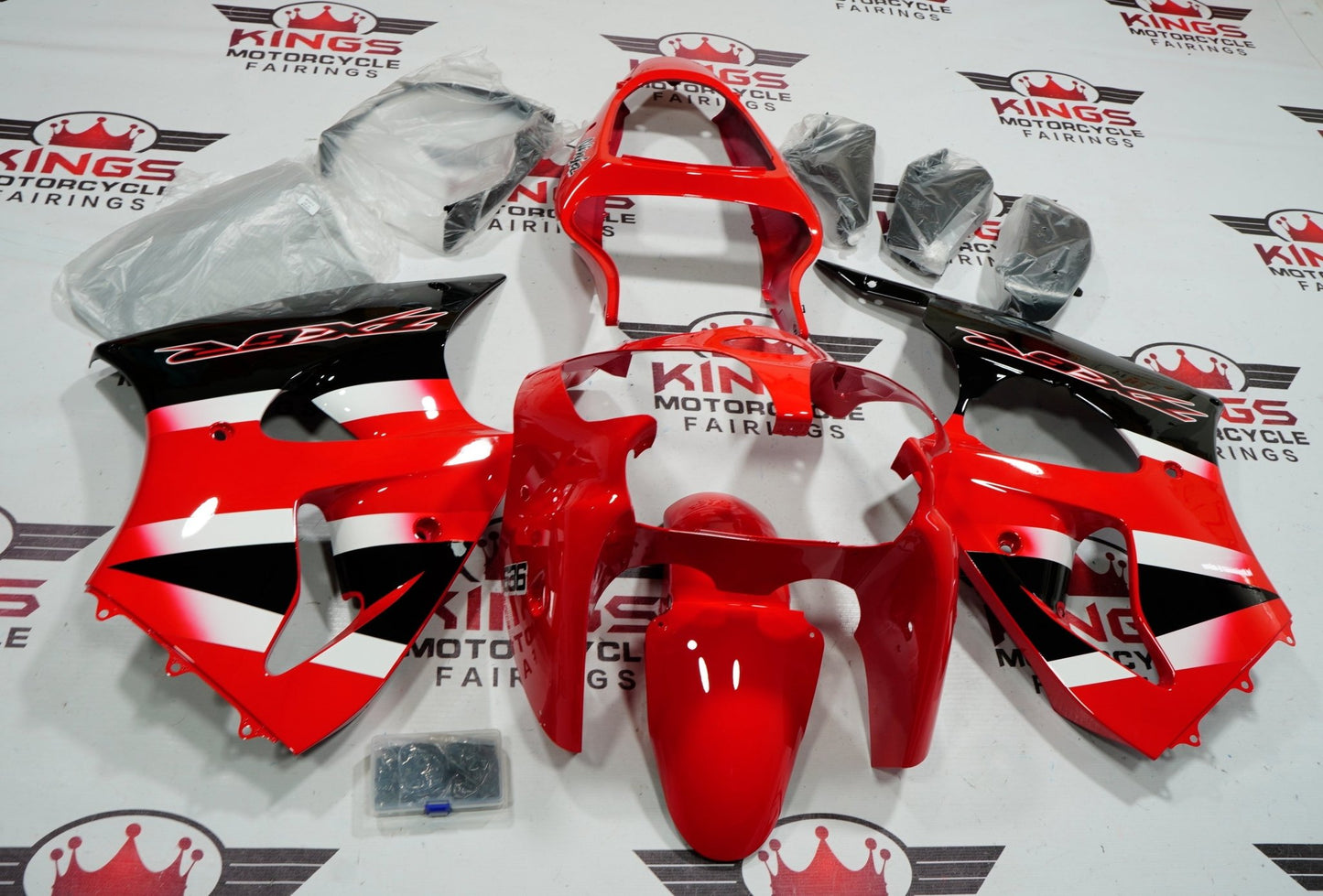 Fairing kit for a Kawasaki ZX6R 636 (2000-2002) Red, Black & White - KingsMotorcycleFairings.com