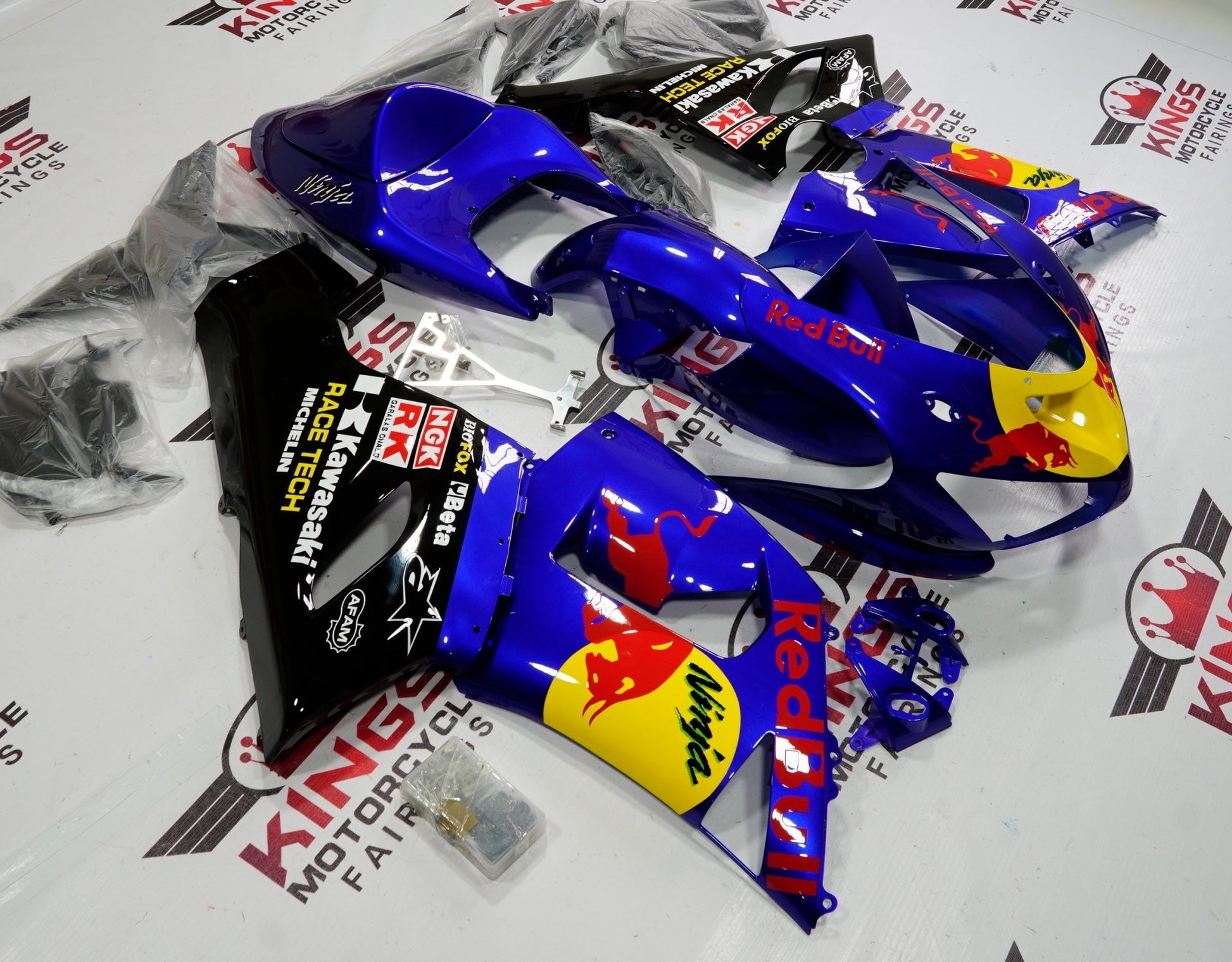Blue Red Bull Fairing Kit for a 2005 & 2006 Kawasaki ZX-6R 636 motorcycle