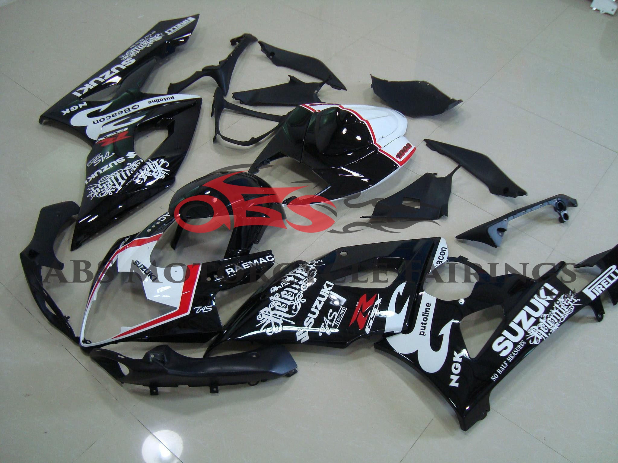 Suzuki GSXR1000 (2005-2006) Black, White, Red Beacon Fairings