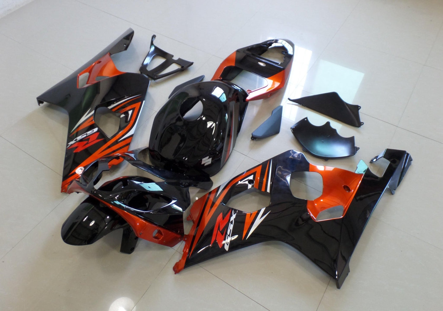 Suzuki GSXR600 (2004-2005) Black, Orange & Silver Fairings