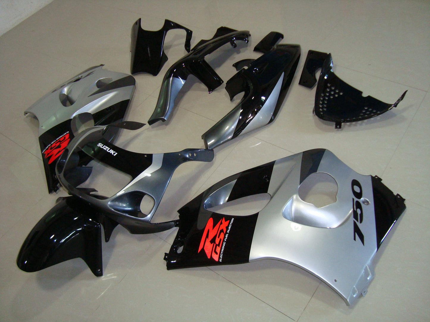 Suzuki GSXR 750 Fairings (1996-1999) Black, Silver at KingsMotorcycleFairings.com