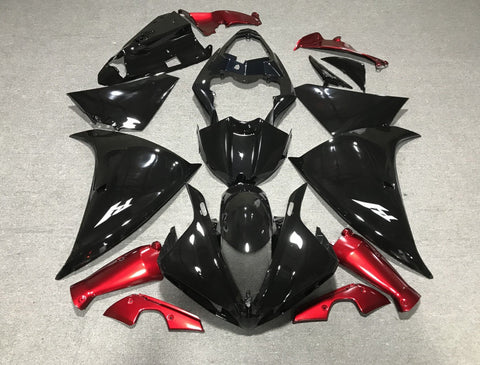 Yamaha YZF-R1 (2012-2014) Black & Candy Red Fairings