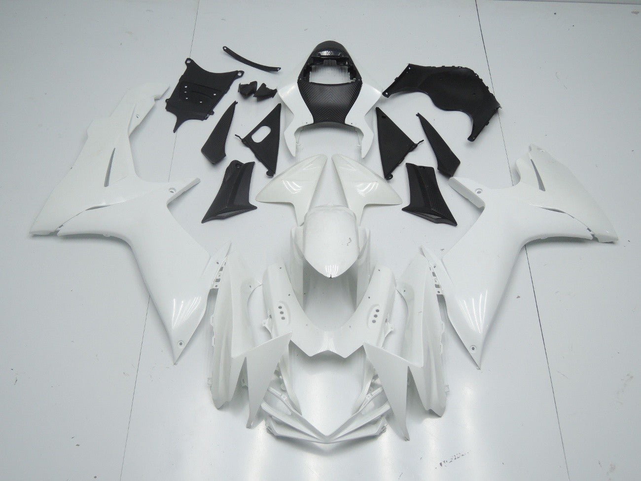 White Fairing Kit for a 2009, 2010, 2011, 2012, 2013, 2014, 2015 & 2016 Suzuki GSX-R1000 motorcycle