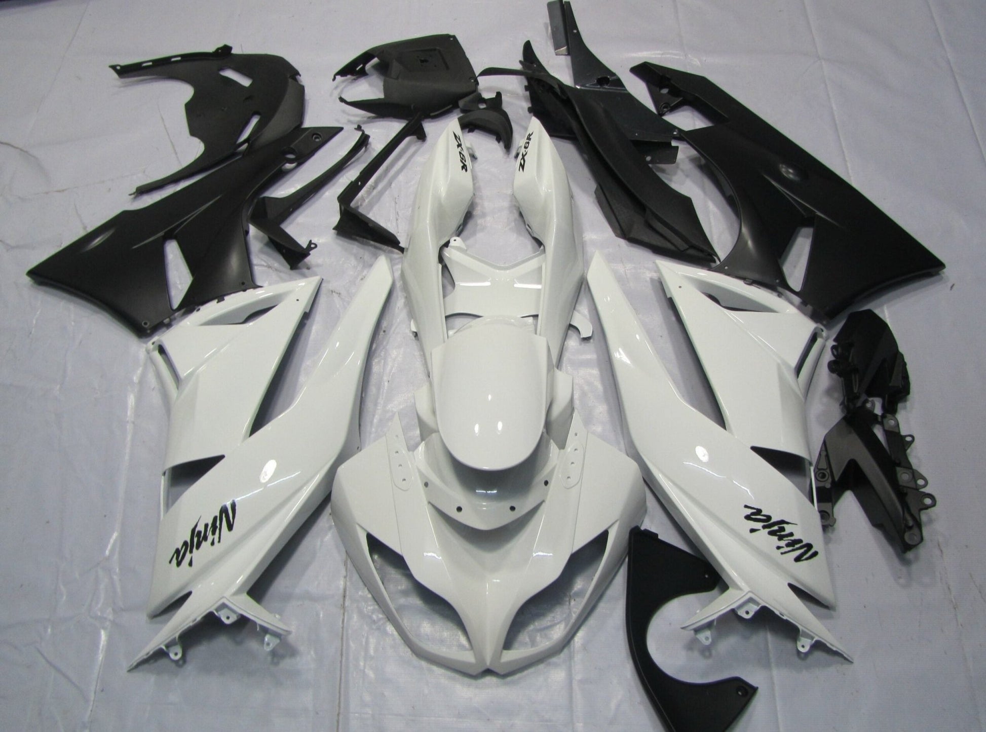 White and Matte Black Fairing Kit for a 2009, 2010, 2011 & 2012 Kawasaki Ninja ZX-6R 636 motorcycle