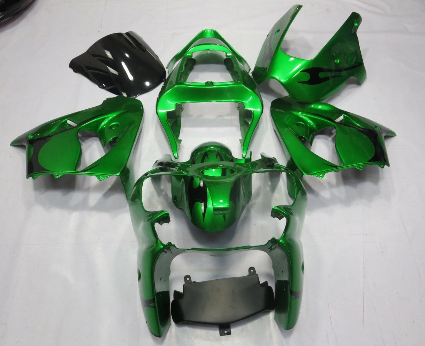 Green and Black Tribal Fairing Kit for a 2000, 2001 & 2002 Kawasaki ZX-6R 636 motorcycle