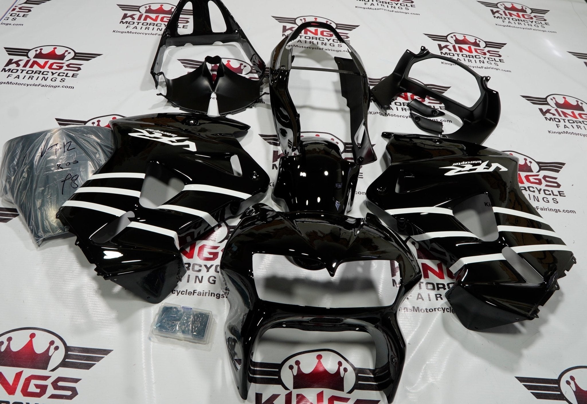 Honda VFR800 (1998-2001) Black & White Fairings at KingsMotorcycleFairings.com