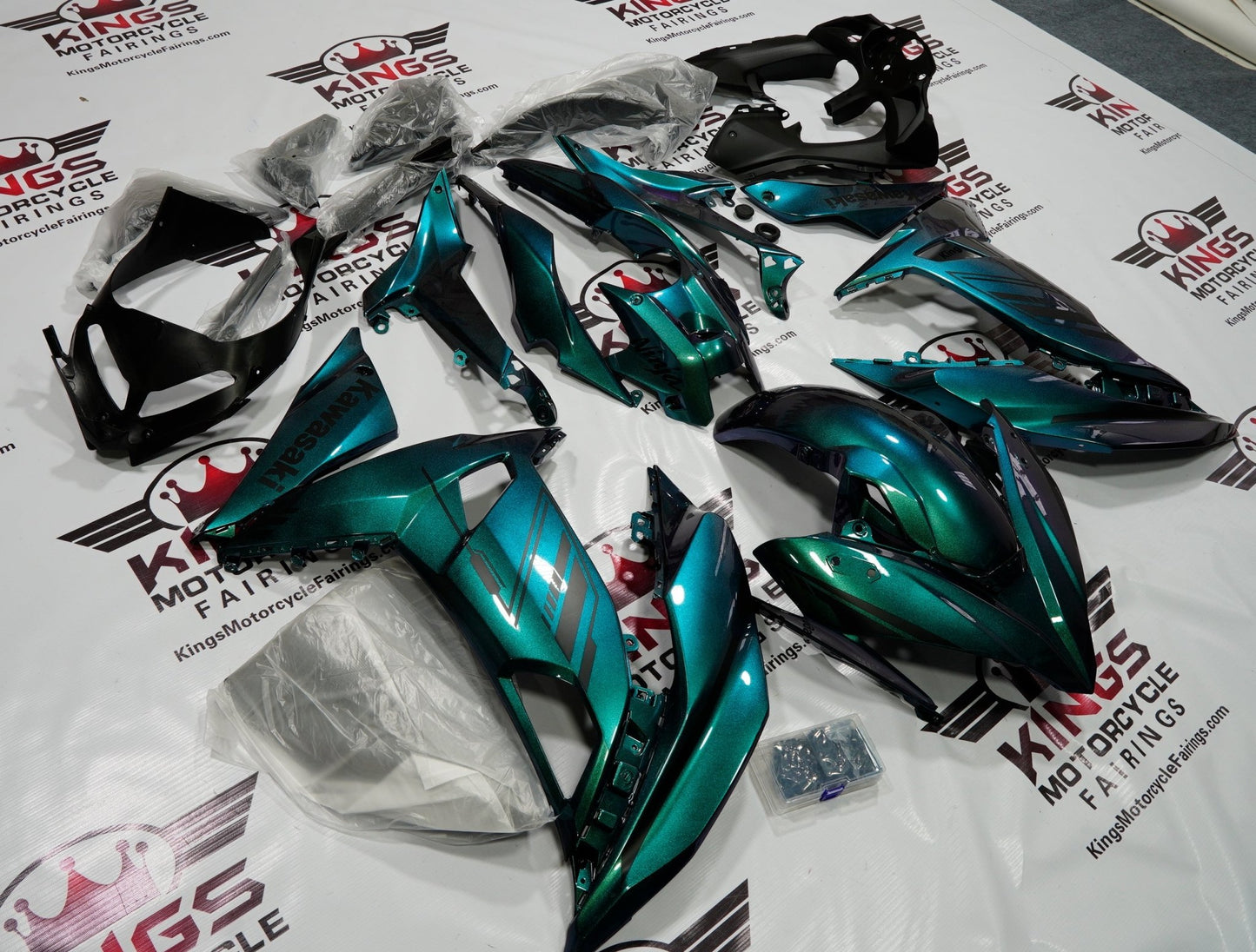 Kawasaki Ninja 650 Fairing Kit (2017-2019) Green, Blue, Purple Chameleon, Matte Black from KingsMotorcycleFairings.com