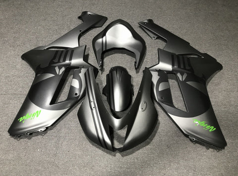 Fairing kit for a Kawasaki Ninja ZX6R 636 (2007-2008) Matte Silver & Matte Black Skulls