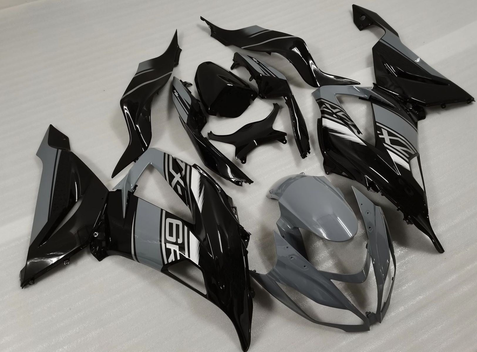 Kawasaki ZX6R 636 Fairings (2013-2018) Nardo Gray, Black