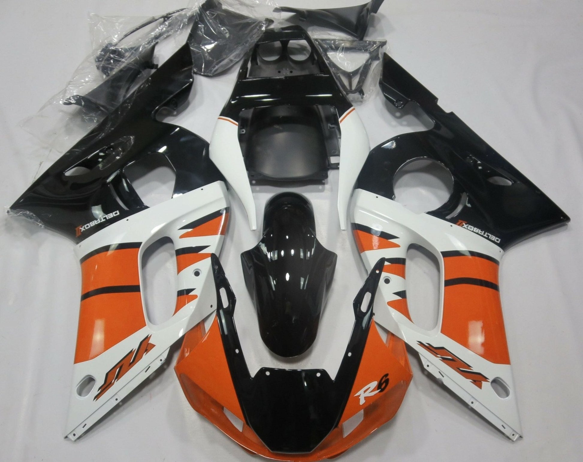Yamaha YZF-R6 (1998-2002) Orange, White & Black Fairings