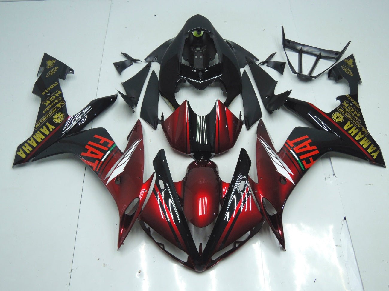 Yamaha YZF-R1 (2007-2008) Candy Red & Black FIAT Fairings