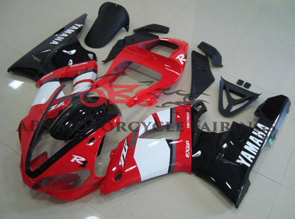 Yamaha YZF-R1 (2000-2001) Red, White & Black DeltaBox Fairings at KingsMotorcycleFairings.com