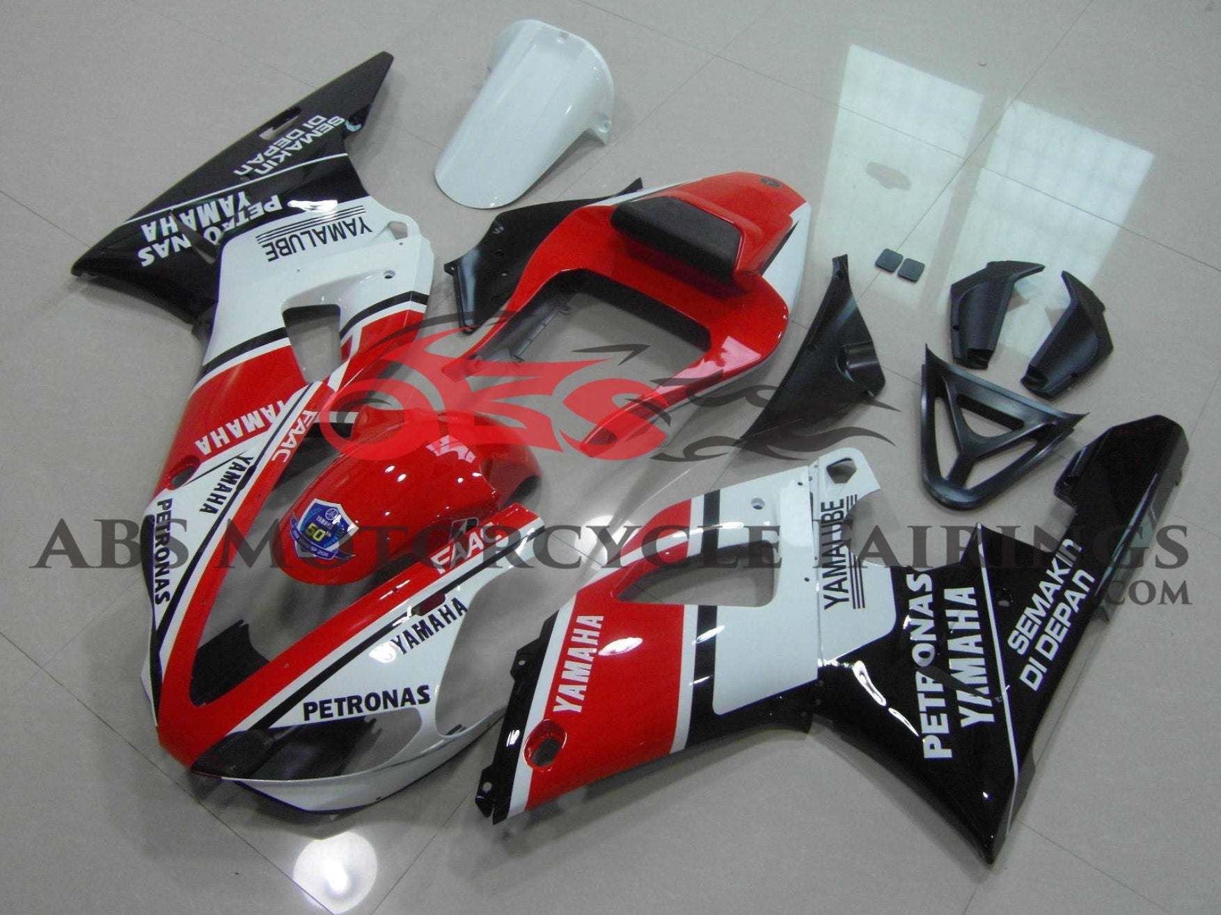 Yamaha YZF-R1 Fairings (2000-2001) Red, White, Black Yamalube from KingsMotorcycleFairings.com