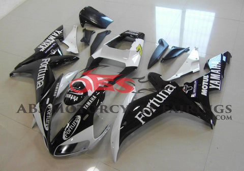 Black and White Fortuna Fairing Kit for a 2002 & 2003 Yamaha YZF-R1 motorcycle