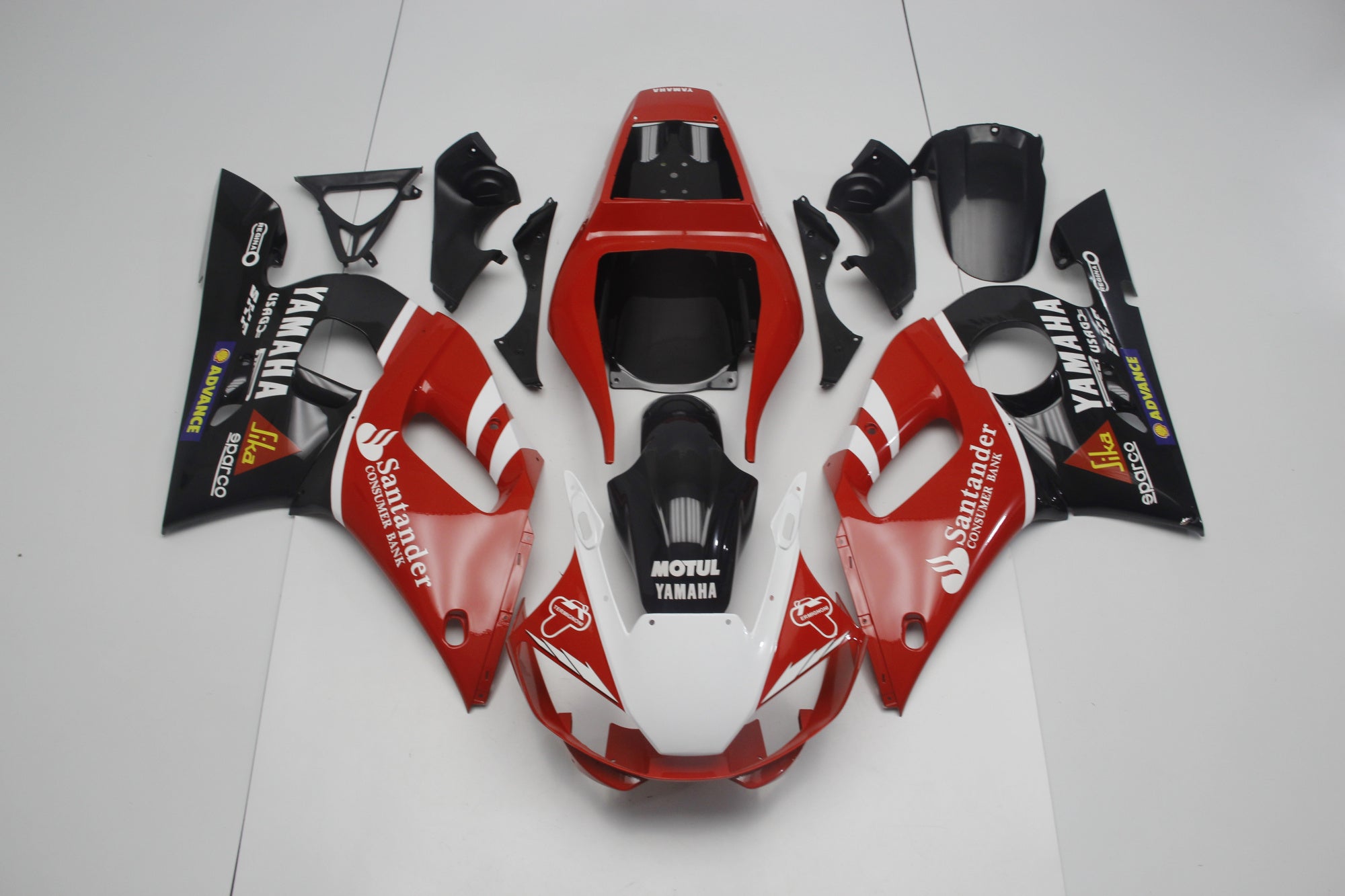 Yamaha R6 Fairings (1998-2002) Red, White & Black Santander – Kings ...