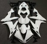 Gloss White Fairing Kit for a 2005 Yamaha YZF-R6 motorcycle.