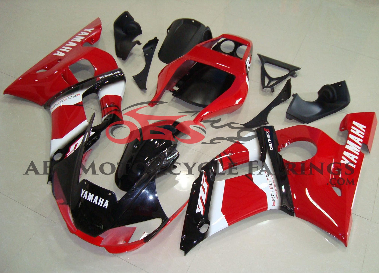 Yamaha YZF-R6 (1998-2002) Black, Red & White Deltabox Fairings