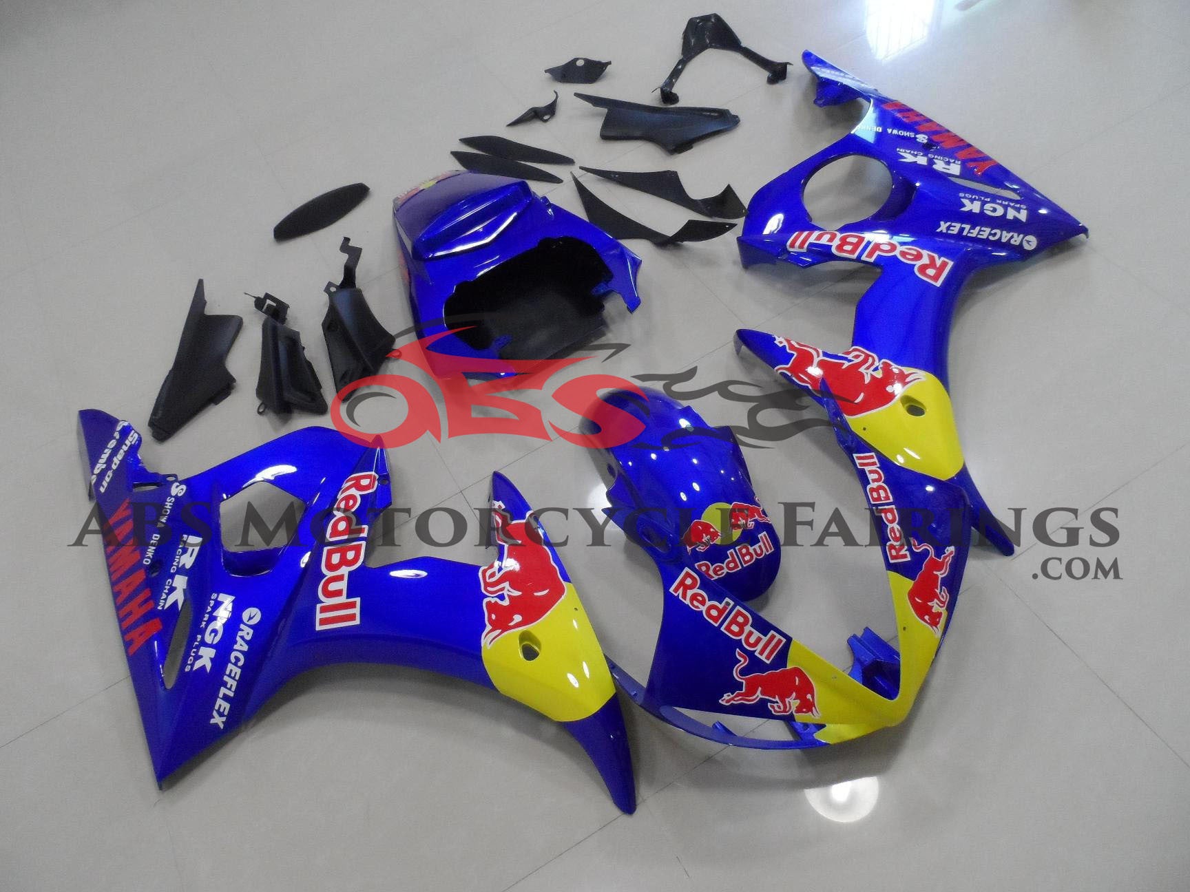 Blue Red Bull Fairing Kit for a 2005 Yamaha YZF-R6 motorcycle
