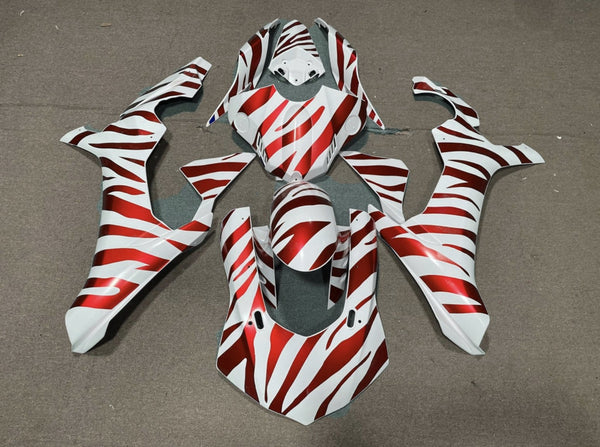 Yamaha YZF-R1 (2015-2019) White & Red Zebra Fairings