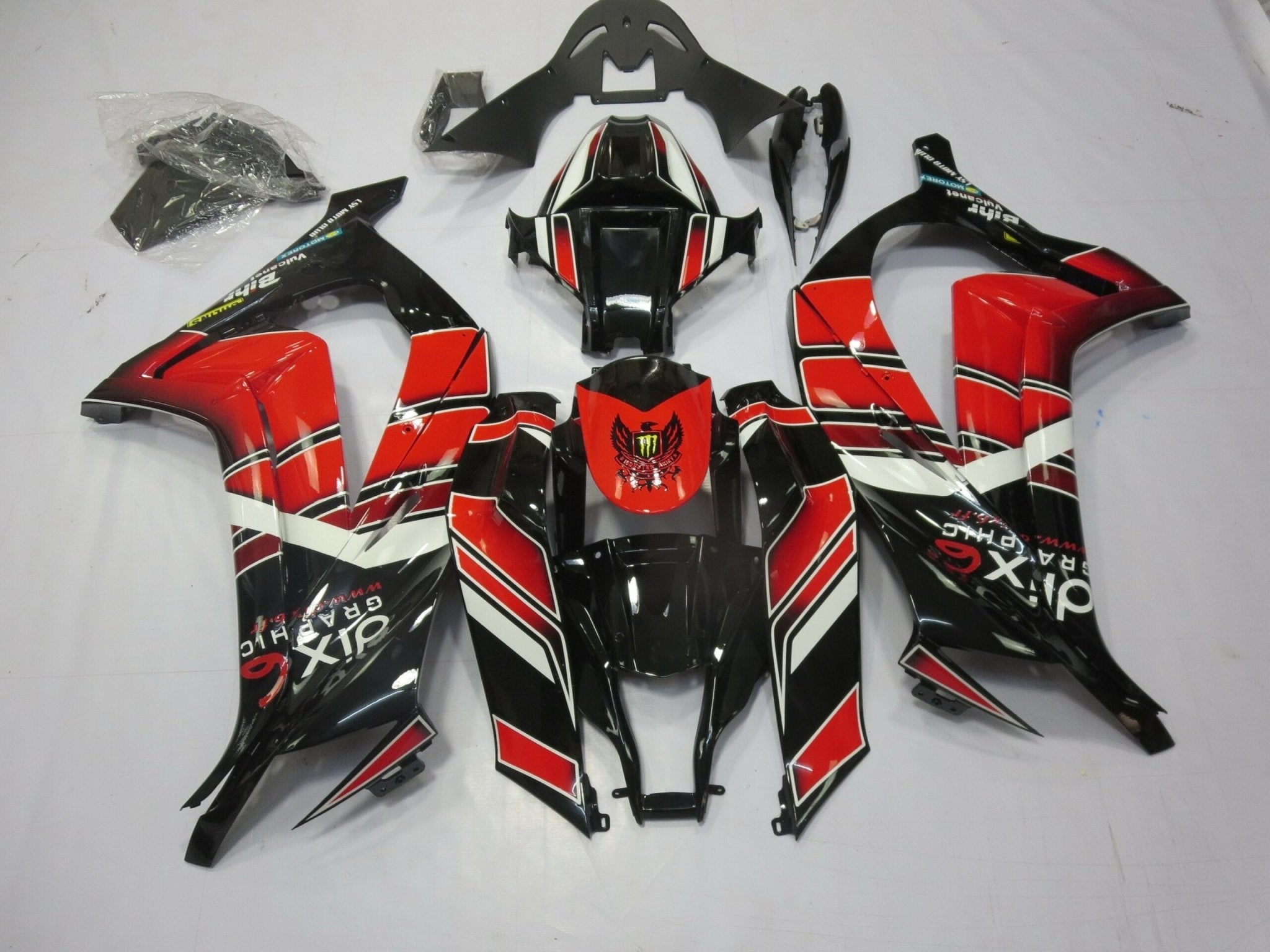 Kawasaki Ninja ZX10R Fairings (2011-2015) Red, Black & White