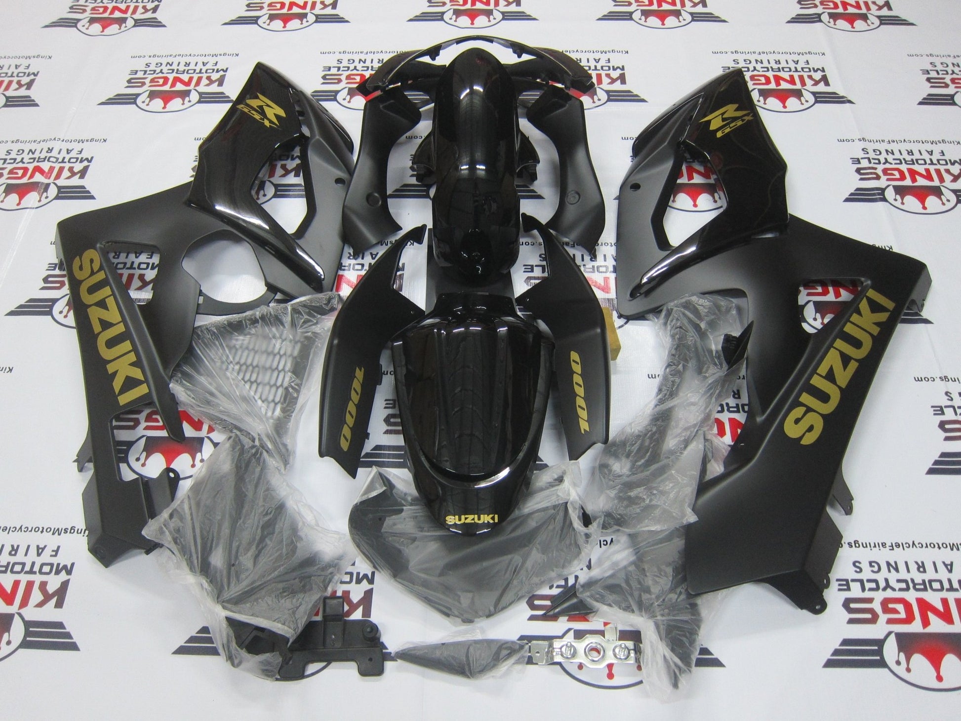 Suzuki GSXR1000 (2005-2006) Matte Black, Gloss Black & Gold Fairings at KingsMotorcycleFairings.com