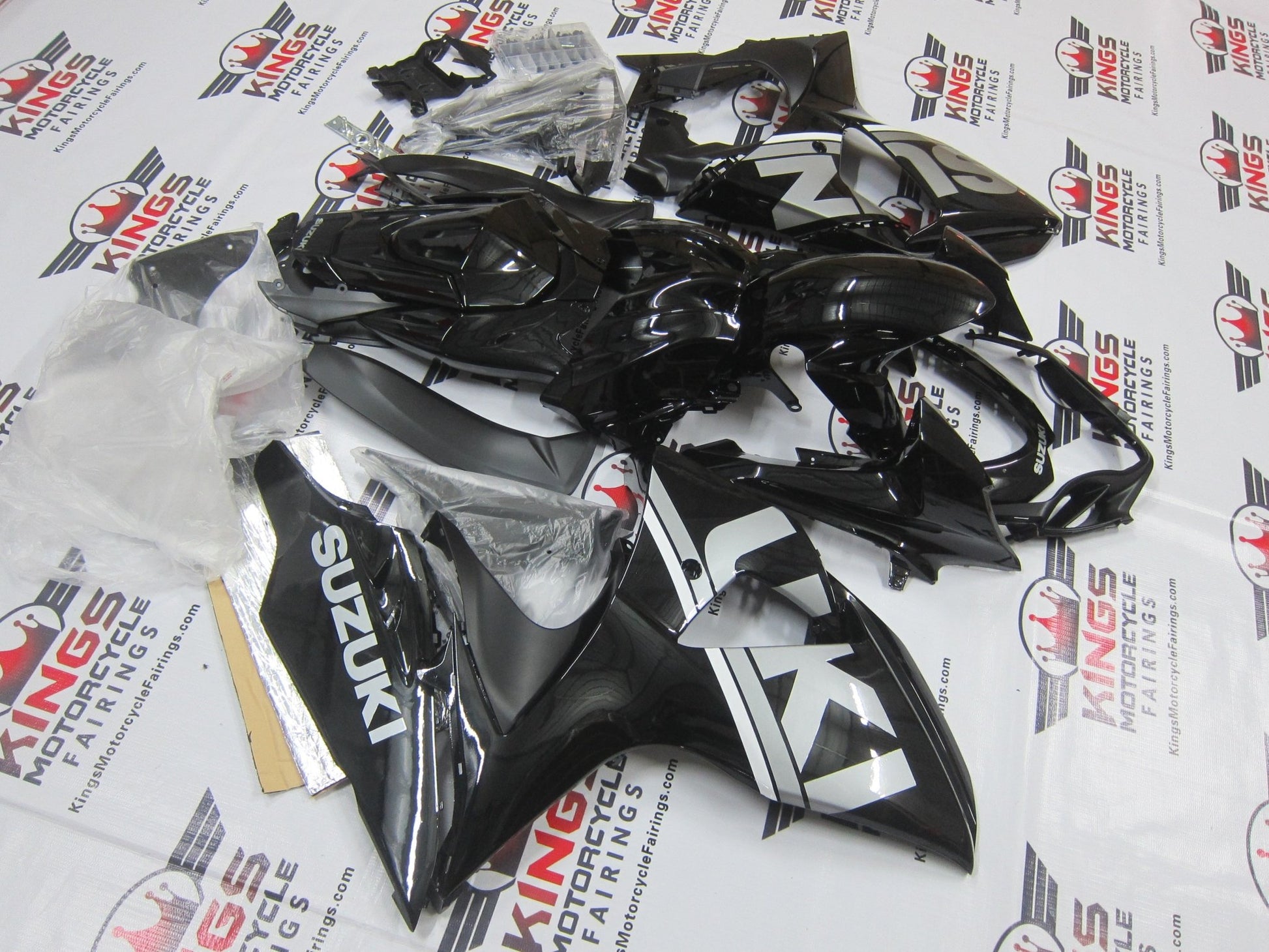 Suzuki GSXR1000 (2009-2016) Black & Silver Fairings at KingsMotorcycleFairings.com