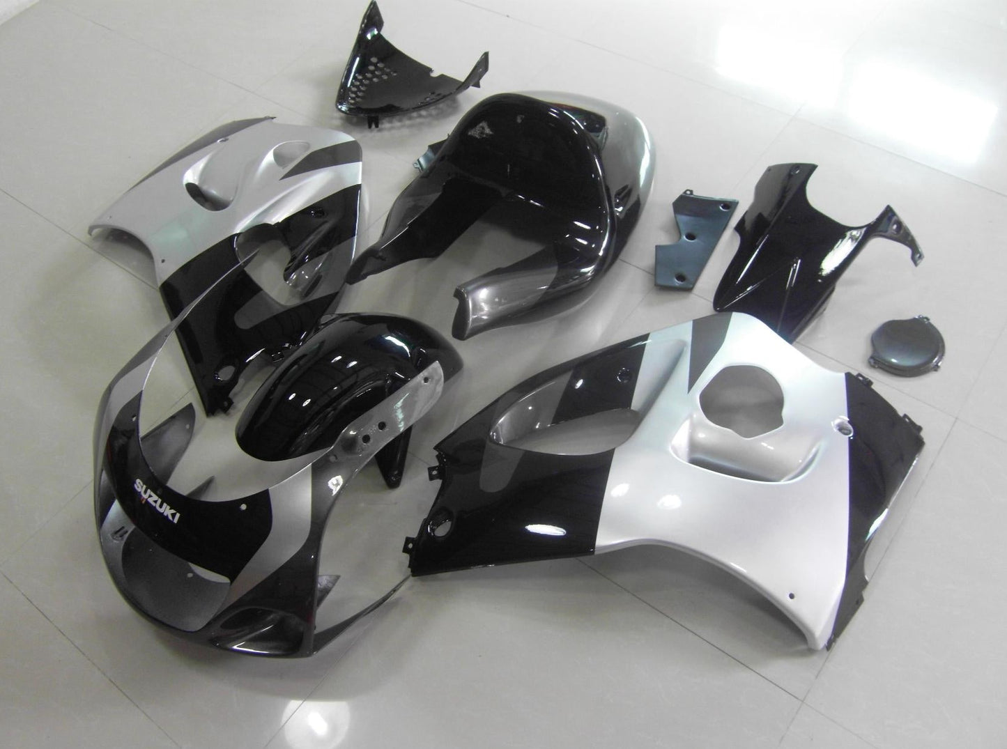Suzuki GSXR750 Fairings (1996-1999) Black, Silver, Gray at KingsMotorcycleFairings.com