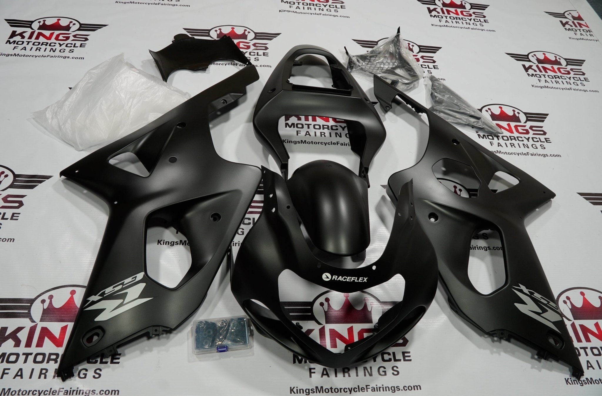 Suzuki GSXR 1000 Fairings (2000-2002) Matte Black, Silver at KingsMotorcycleFairings.com