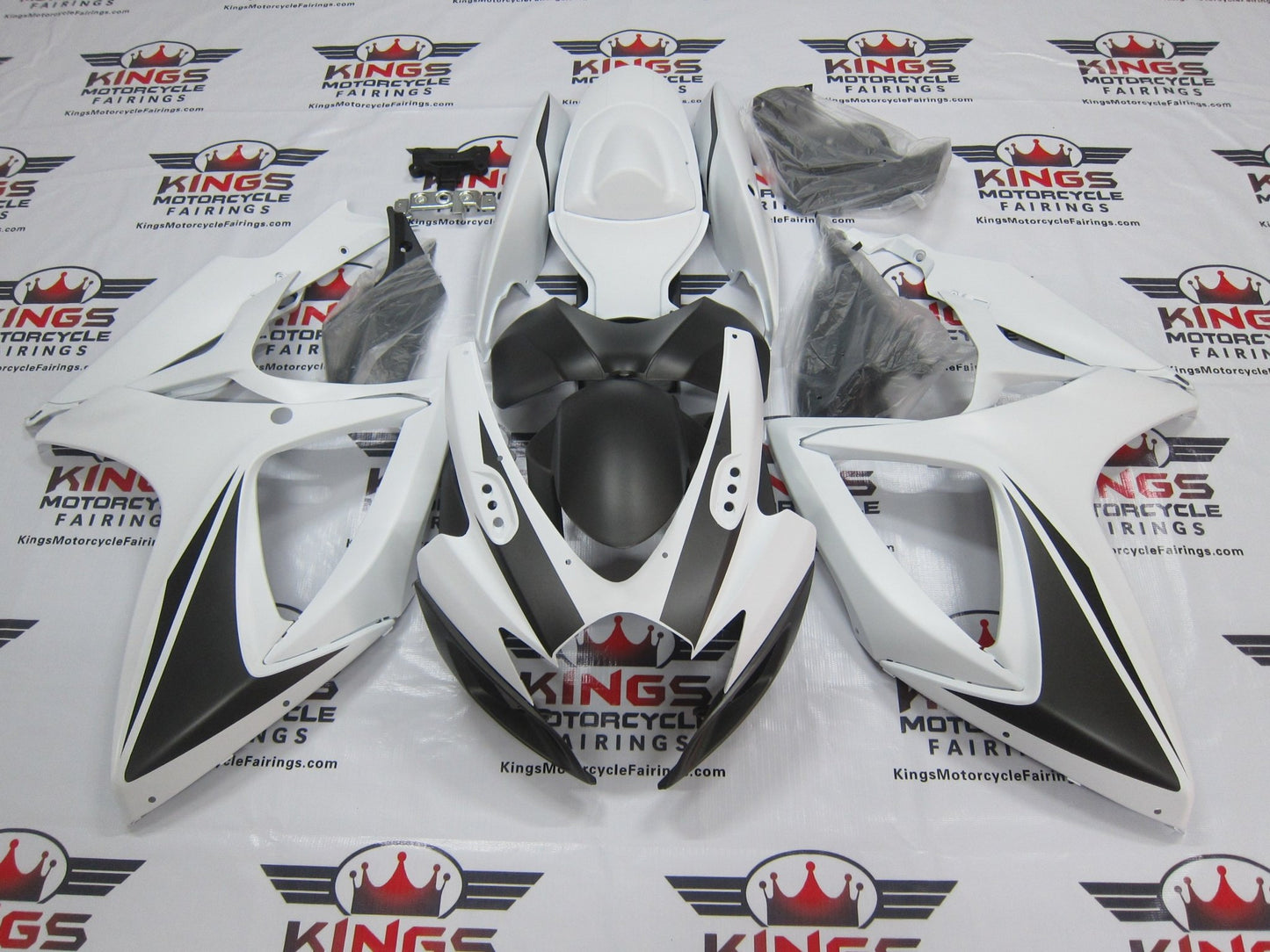 Suzuki GSXR 600 Fairings (2006-2007) Matte White, Matte Silver at KingsMotorcycleFairings.com