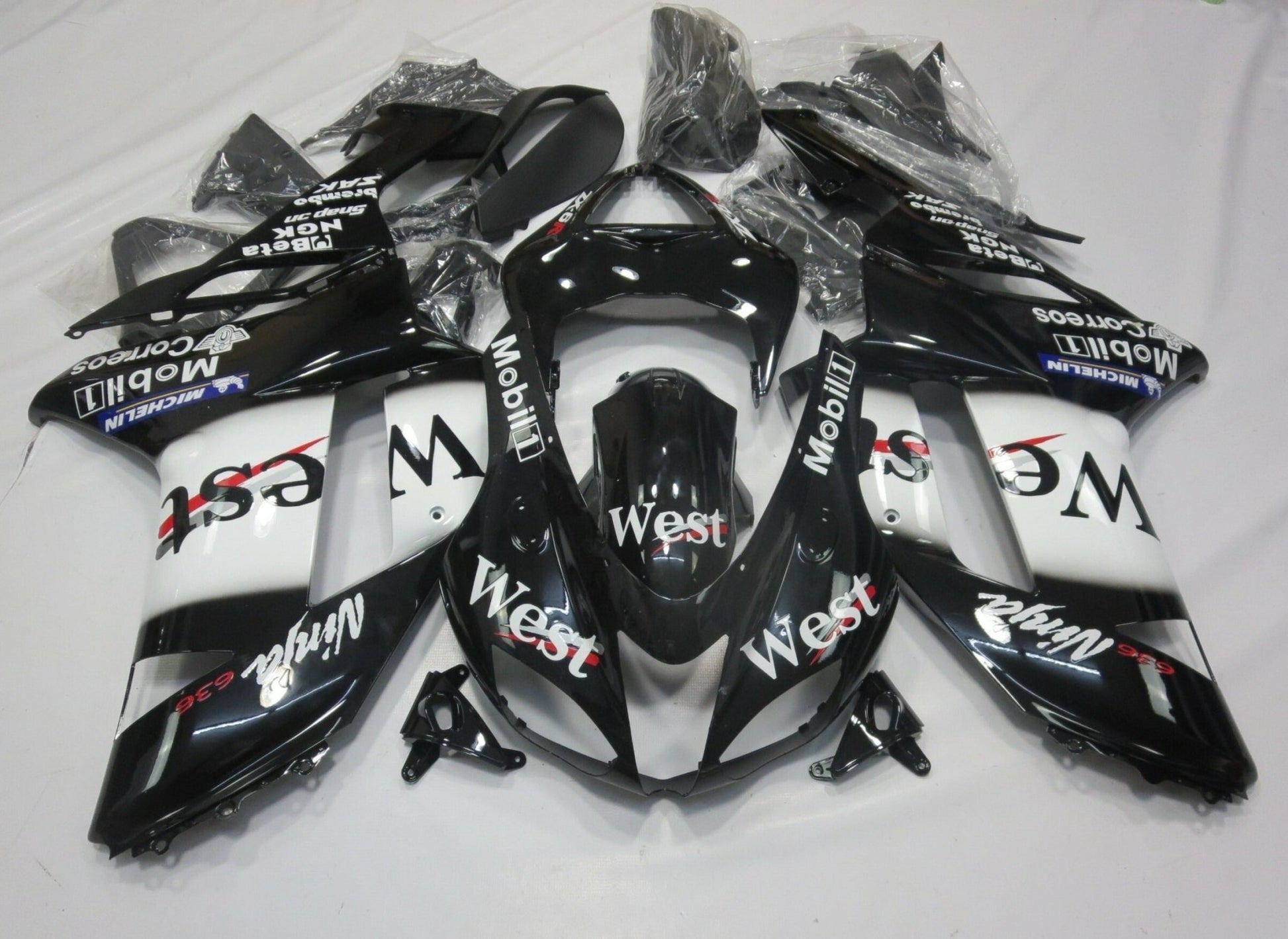 Black and White West Mobil Fairing Kit for a 2007 & 2008 Kawasaki Ninja ZX-6R 636 motorcycle