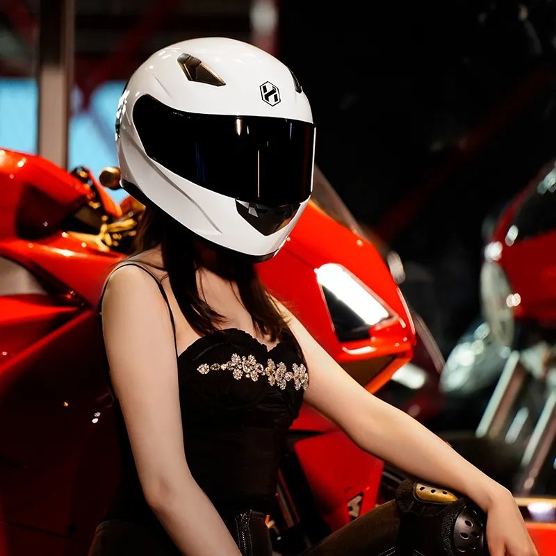 White HNJ Full-Face Motorcycle Helmet is brought to you by KingsMotorcycleFairings.com
