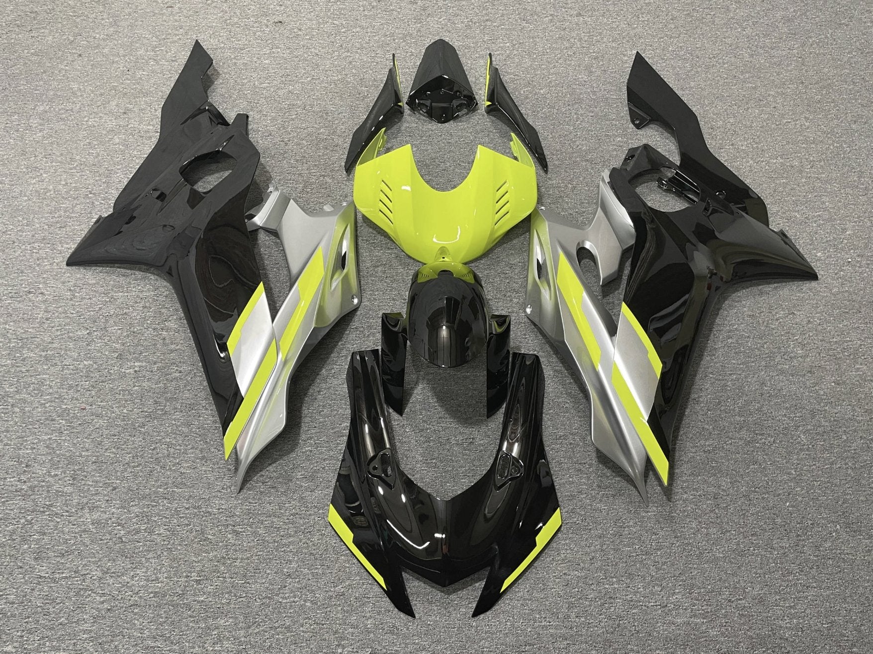 YAMAHA R6 Fairings (2017-2022) Black, Neon Yellow, Silver at KingsMotorcycleFairings.com