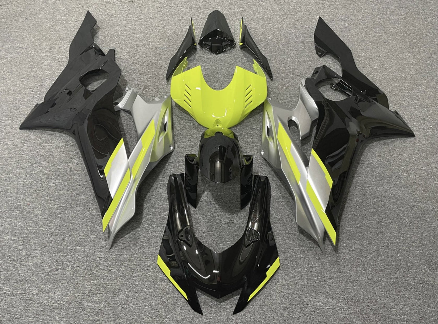 YAMAHA YZF-R6 (2017-2022) Black, Neon Yellow, Silver Fairings at KingsMotorcycleFairings.com