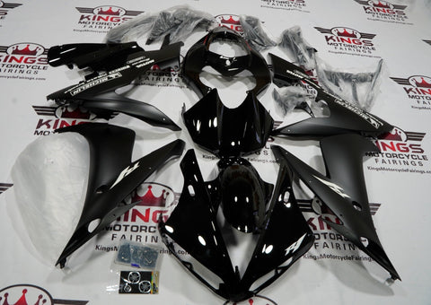 Yamaha YZF-R1 (2004-2006) Black, Matte Black & White Fairings at KingsMotorcycleFairings.com