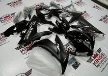 Yamaha YZF-R1 (2004-2006) Black, Matte Black & White Fairings at KingsMotorcycleFairings.com