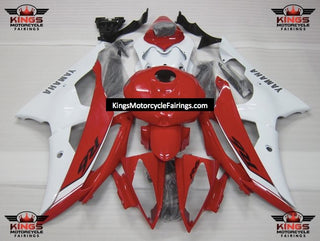 R6 red outlet and white