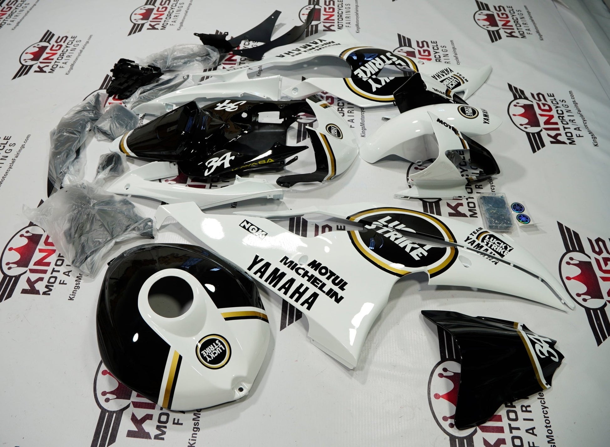 Yamaha YZF-R6 (2008-2016) White, Black & Gold Lucky Strike Fairings at KingsMotorcycleFairings.com