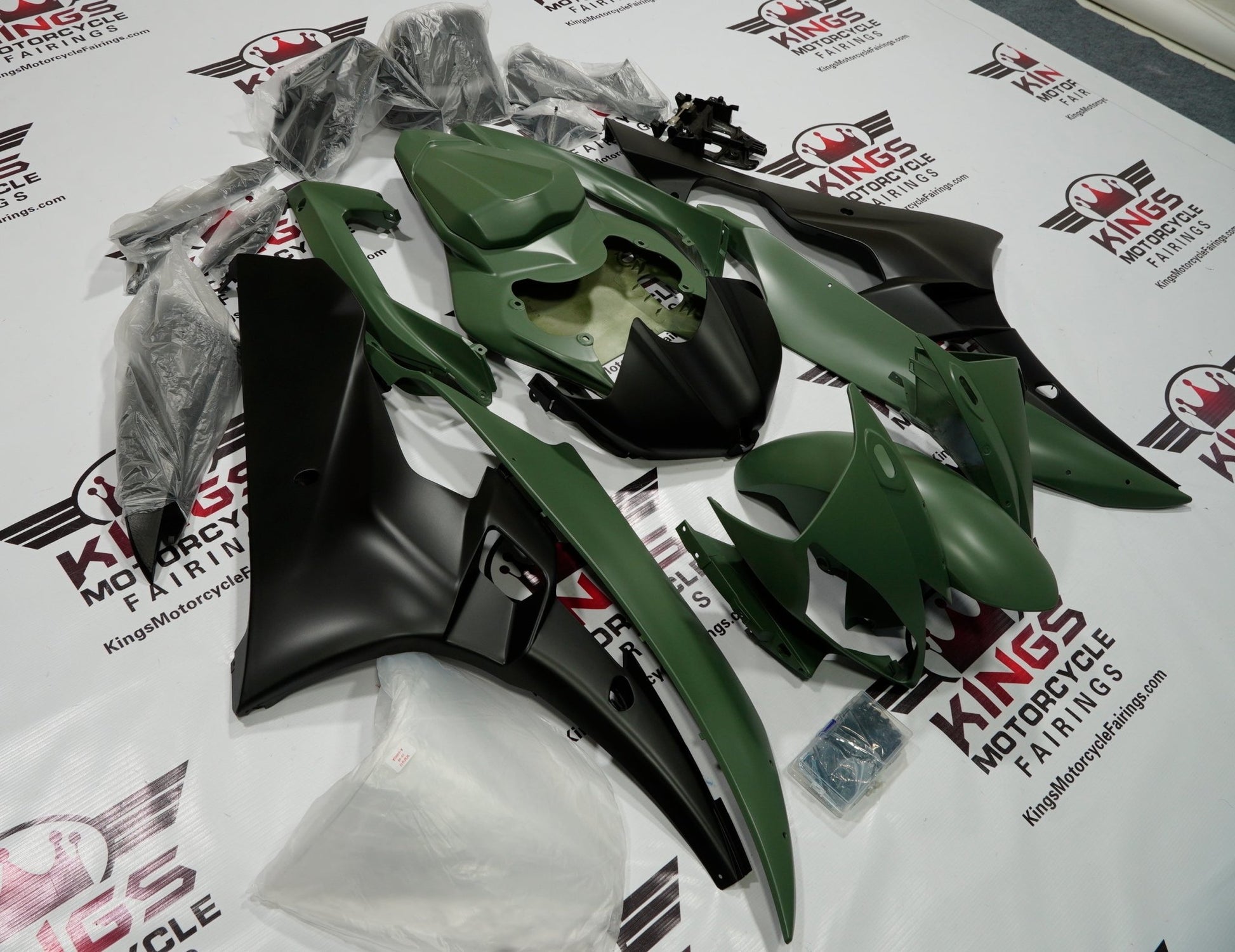 Yamaha R6 Fairings (2006-2007) Matte Green, Matte Black at KingsMotorcycleFairings.com