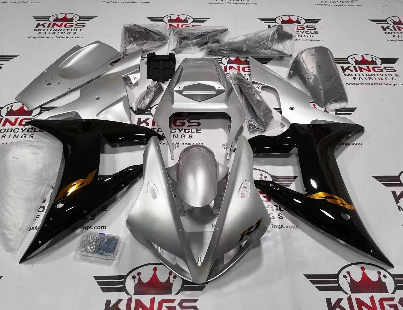 Yamaha YZF-R1 Fairings (2002-2003) Silver, Black, Gold at KingsMotorcycleFairing.com