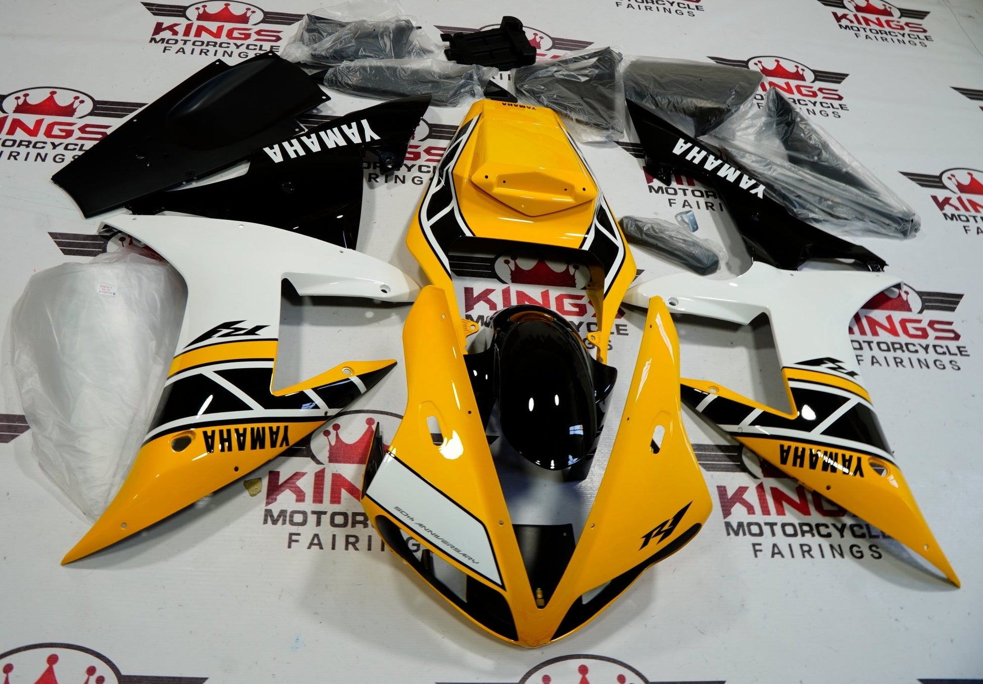 Yamaha YZF-R1 Fairings (2002-2003) Yellow, White, Black at KingsMotorcycleFairings.com