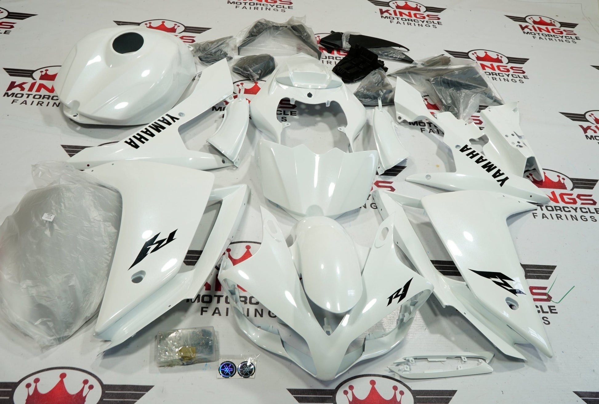 Yamaha YZF-R1 Fairings (2007-2008) White, Black at KingsMotorcycleFairings.com