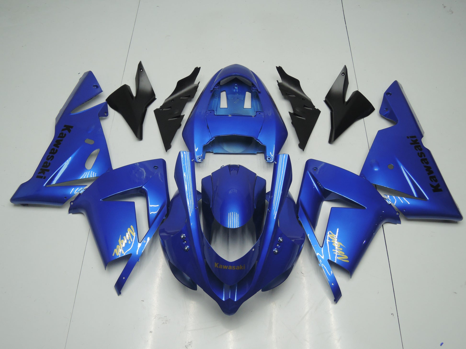 Fairing kit for a Kawasaki ZX10R (2004-2005) Blue, Silver & Black