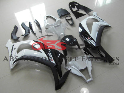 Kawasaki ZX10R (2011-2015) White & Black Fairings