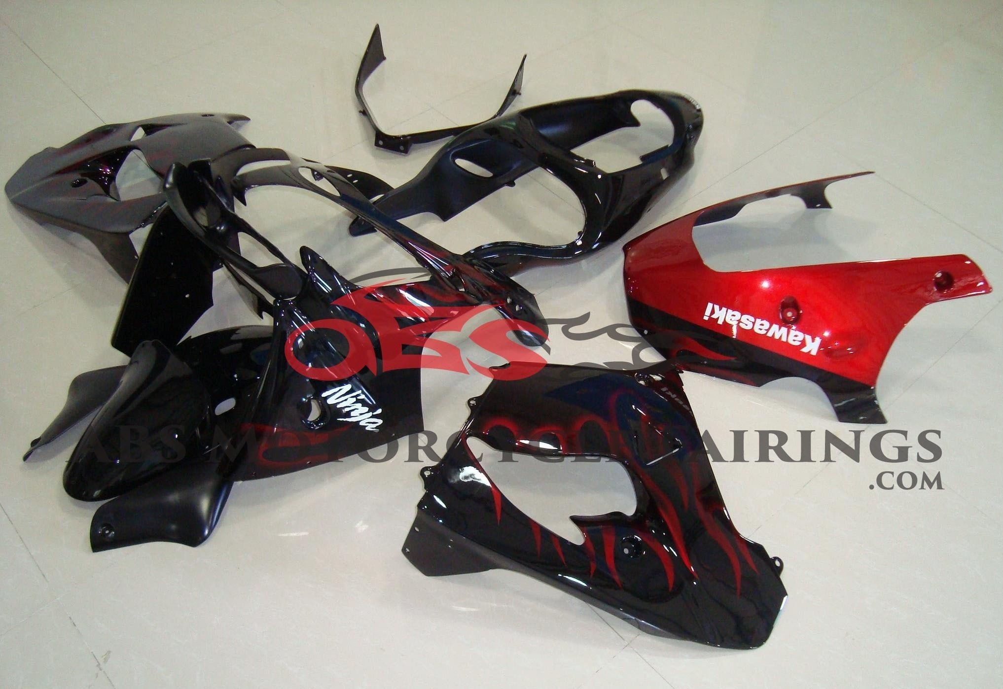 Kawasaki Ninja ZX9R Fairings (1998-1999) Black, Red Flames